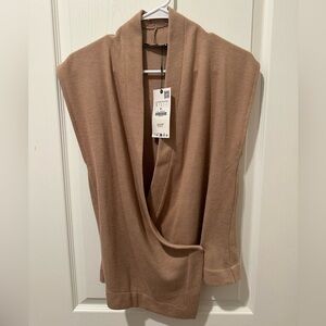 Zara brand new cardigan in size small